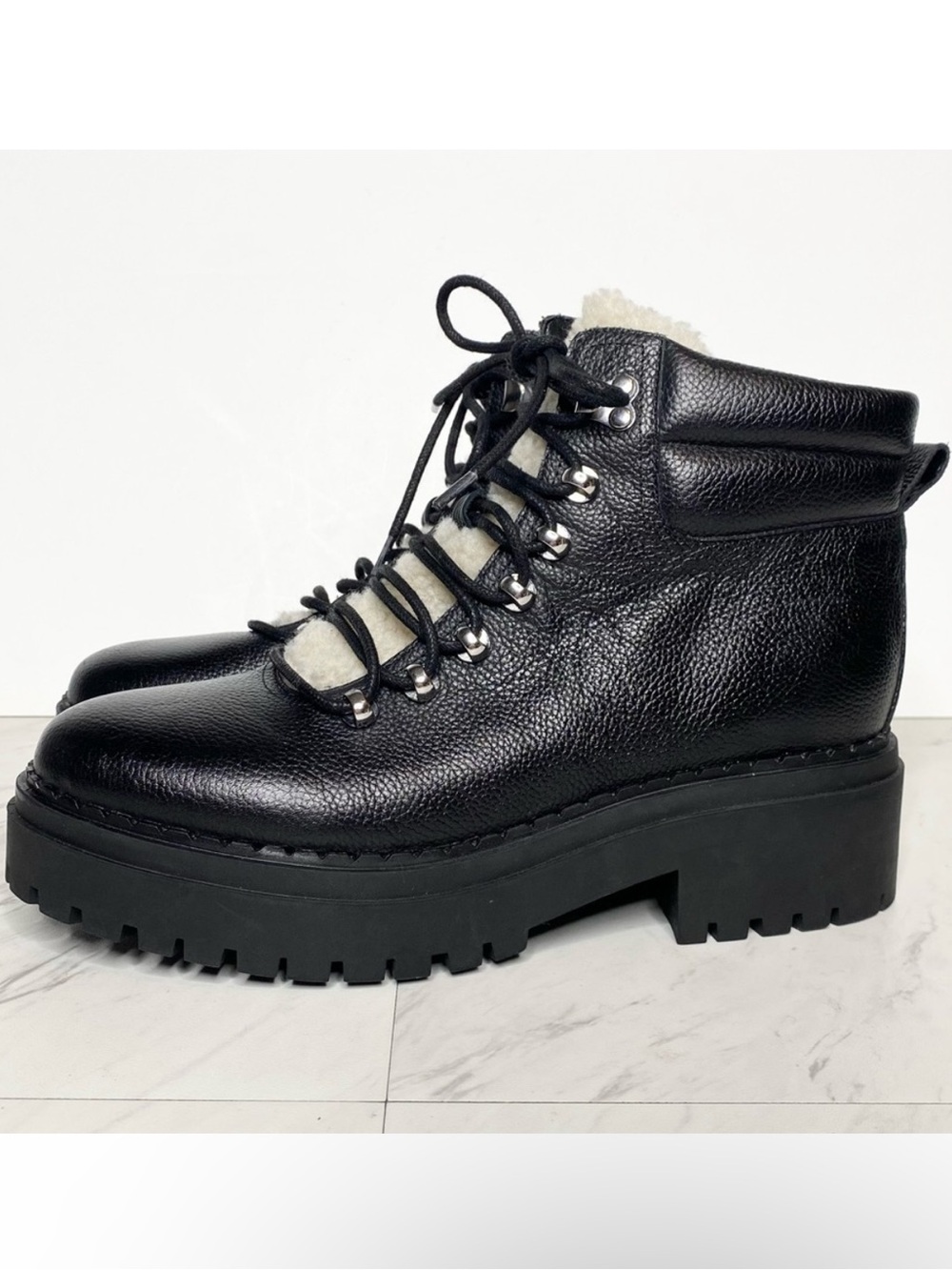 Marc Fisher Nairy Black Leather Lace Up Hiking Bootie 9M